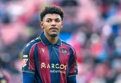Geruchtenmolen: 'Ajax-delegatie was in Valencia voor buitenspeler van Levante'