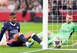Paes bekritiseerd na Ajax - PSV: 'Raar dat zo'n man bij Ajax terechtkomt'