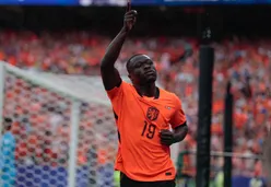 Brobbey vertelt over laatste Ajax-seizoen: 'Niet voor niets dat Farioli me bleef opstellen'