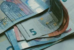De overheid wil dat je dit bedrag cash in huis hebt