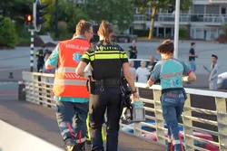 Schokkend: Nederlandse leraar neergestoken bij eindmusical groep 8