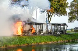 Lijnbus brandt uit hoogersmilde