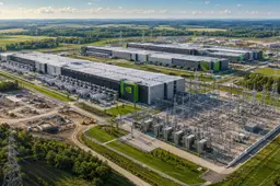 Grootschalige AI-datacentercampus met elektriciteitsinfrastructuur en bouwterreinen in Ohio.