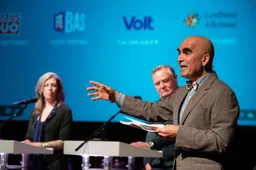 De Stem van Alkmaar © Keith Montgomery - (HR)-5442