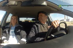 Atnaujinamas praktinis vairuotojų mokymas ir egzaminavimas