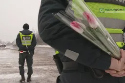 Kovo 8-osios stop: policija stabdė tik moterų vairuojamus automobilius (VIDEO. NUOTRAUKOS)