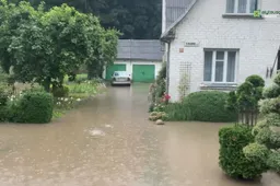 Artėjant liūčiai apžiūrėkime nuotekų šulinių dangčius