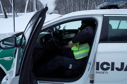 Policijos pareigūnams  įkliuvo neblaivus automobilį vairavęs ugniagesys