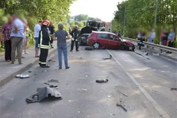 Dėl avarijos buvo sustabdytas eismas A. Juozapavičiaus tiltu
