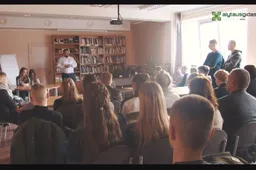 Gimnazistams pristatė autosportą ir jo galimybes