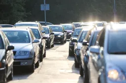 Lietuvos automobilių rinka grįžta į 2017-ųjų lygį: perka mažiau nei pernai