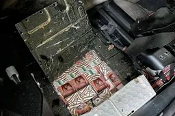 Raigardo pasienio punkte „žalią“ šviesą kontrabandai garantavęs pareigūnas sulaikytas