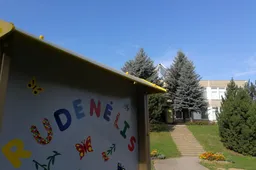 Vaikų valgis darželiuose ir mokyklose – kokie užkandžiai yra galimi?