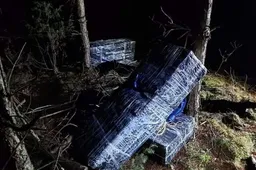 Paliktuose ryšuliuose rado tūkstančius pakelių