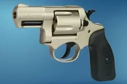 Moteris Dauguose šovė į savo vyrą ir jį sužeidė