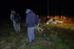 Pamatę pasieniečius nešikai metė krovinį ir spruko į skirtingas puses