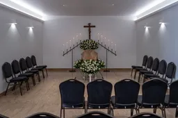 Atsinaujinusi „Skausmo užuovėja“ kviečia į tradicinę mirusiųjų pagerbimo akciją