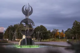 Atgijo Alytaus sporto rūmų fontanas