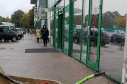 Kaip parduotuvės dirbs (nedirbs) per šventes