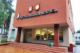 600 alytiškių – 248 laureatai