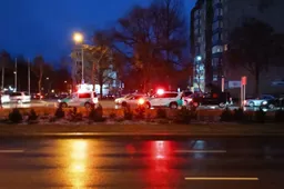 Kliudė pėsčiųjų perėja ėjusią moterį