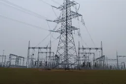 Visuomeninė elektra pinga, bet mokėti teks tiek pat – nebus skiriamos valstybės kompensacijos