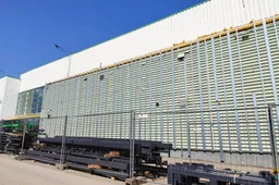 Prekiauti greitaisiais COVID-19 antigeno testais pradėję prekybos tinklai sulaukė didžiulio susidomėjimo