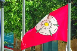 Po vyriausybės atstovės perspėjimo komisijos ir komitetai bus sudaryti