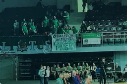 Pinigų „Dzūkijai“ neskyrusi miesto valdžia „reklamos“ gavo Alytaus arenoje