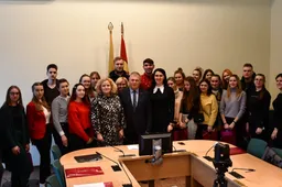 Rajonas remia studentus ir moksleivius