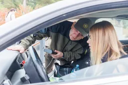 Aplinkosaugininkai dėl šaltų orų dar netikrina automobilių taršos