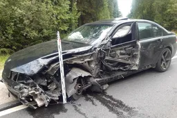 Susidūrė vilkikas ir trys lengvieji automobiliai: į ligoninę išvežti du žmonės