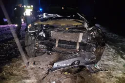 Prienų rajone susidūrus automobiliams, nukentėjo trys žmonės