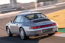 40 metų automobilių dizaino madų: galingieji 90-ieji – pagal N. Paketūrą