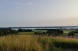 Metelio ir Obelijos ežeruose galima plaukioti su vidaus degimo varikliais varoma technika