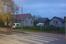 Gausios policijos pajėgos ieškojo turtą prievartavusių ir auką padegusių plėšikų