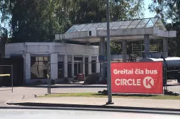 Atidarys degalinę, į kurią investuos per milijoną