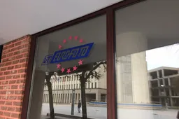 Rotušės aikštėje užsidarė „Liteurofoto“ ateljė