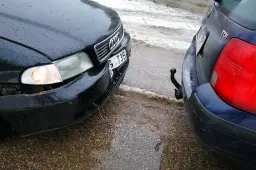 Alytaus gatvėse – slidu, jau įvyko avarijų (ATNAUJINTA)