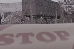 Gaisravietėje dar liko 500 tonų padangų degėsių