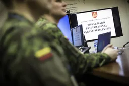 Karo prievolininkų sąrašuose – per 30 tūkst. jaunuolių