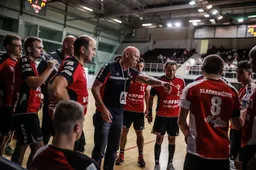 Paskutinėse reguliariojo sezono rungtynėse alytiškiai sutriuškino „Uteną“