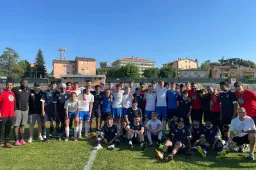 Futbolo akademijos „Dainava“ jungtinė komanda tapo turnyro Italijoje nugalėtoja