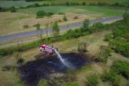 Liepsnojo Luksnėnų sodai, kad nenudžiūtų, gali tekti laistyti visus medžius