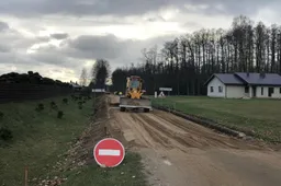 Radžiūnai: tiesiamas naujas asfaltas