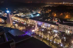 Rotušės a. eglutė džiugins iki sausio 7 d., išvakarėse – Trijų karalių šventė