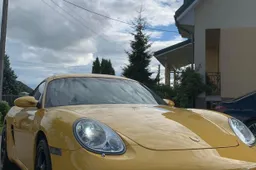 Kurios aukščiausios klasės automobilių markės nuvertėja mažiausiai?   