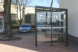 Jotvingių g. – pirmoji Alytuje dviračių stovėjimo aikštelė su stogu
