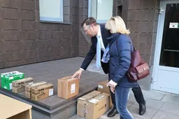 Bendruomenėms dovanojamos apsauginės kaukės, daugiabučiams – dezinfekantai