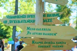 Vietos vežėjai dovanoja kelionę į šventę Dauguose